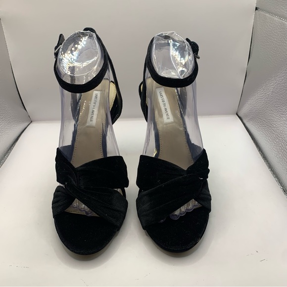 NWOB WOMANS SAKS 5TH AVENUE VELVET BLACK HEELED PUMPS SIZE 8 PL-Rochelle - Picture 9 of 9